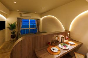 オーシャンビュー窓から見える景色を想い出にThe琉球タワー10A