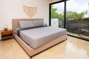 Menesse Liltowm rooftop con vista al mar