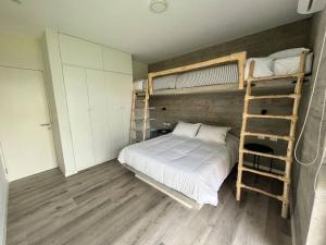 2BR Spacious Ground Level with Gym Pool and Cowork