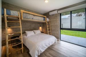 2BR Spacious Ground Level with Gym Pool and Cowork