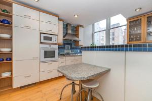 Bright and Central Duplex in Glasgow City Centre