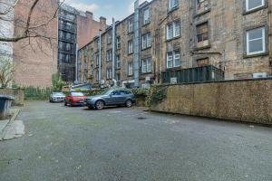 Bright and Central Duplex in Glasgow City Centre