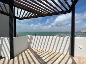 Estudio con Roof Top y Alberca vista infiniti