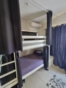 HOMESTYLE HOSTEL - 18-36yrs - Cootharaba