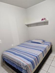 Apartamento de condomínio no Aririzal, com tudo dentro