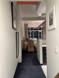 Hyper-Central Apartment Downtown Auckland - 4hvězdičkové hotely ve městě Auckland