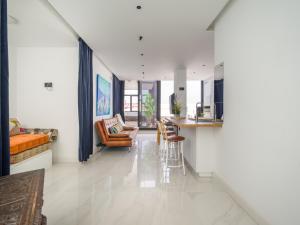 Las Palmas Beach Penthouse