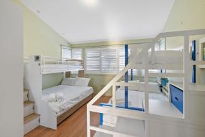 Lakeside Glass House