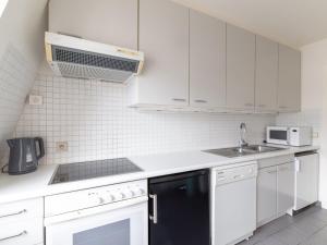 Renovated Flat near Beach