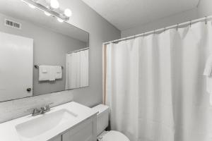 Sand Castle West #G6