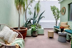 Combo Marrakesh house kesh · Duplex, 2 joint houses.10Br, 7.5 bath, 22 guest