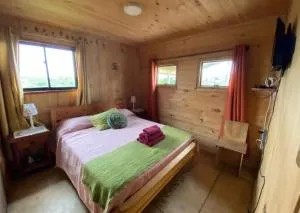 Cabaña en Cucao a pies del lago - Tepuheico