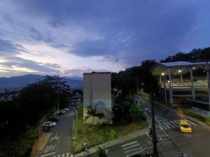 Comfortable Apt Envigado 3 Rooms 5 Beds