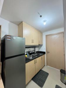 Cozy condo by the MRT & Light Mall experience comfort and convenience