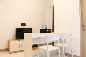 Cozy and Enjoy Living 2BR at Tokyo Riverside PIK 2 Apartment By Travelio