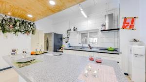 Daebudo the White Pool Villa