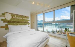 Tongyeong Monofunny Pension