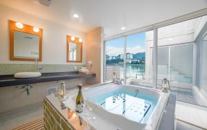 Tongyeong Monofunny Pension