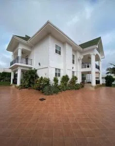 Tranquil Haven Villa - Nsima