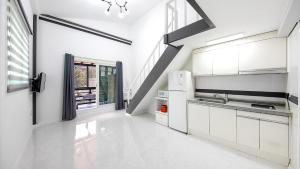 Gapyeong Cheotnooneh Pension