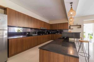 Location! Berawa beach 3bdr Spacious pool villa!