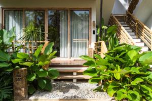 ANGKLA Beach Club & Boutique Resort