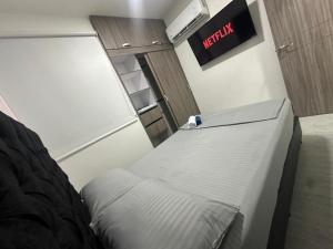 3BR AC LUXURY APARTMENT CLOSE TO THE AIRPORT Beach & THE HISTORIC CENTER