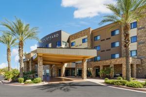 Courtyard by Marriott Phoenix Mesa Gateway Airport - 3hvězdičkové hotely ve městě Mesa