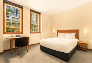 Superior King Room room in Rydges Sydney Harbour (Formerly Holiday Inn Old Sydney)