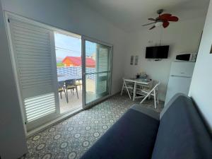 Apartments Sun 4 You - One Bedroom Apartment with Terrace and Sea View Apartment 1