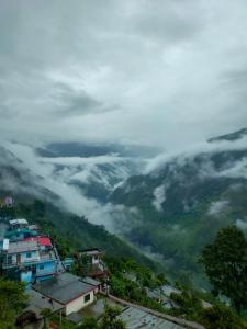 MYSTIC MOUNTAIN Homestay