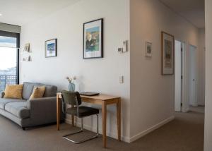 Central city sunsets - Warm! Modern! Quiet!