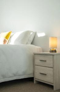 Central city sunsets - Warm! Modern! Quiet!