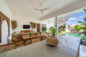 Villa Margherita 3 Bedroom Canggu Swimming Pool