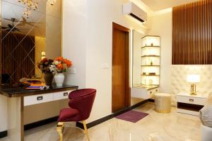 The Pentouz on 100 Feet Road Indiranagar - An Urban Luxury Retreat