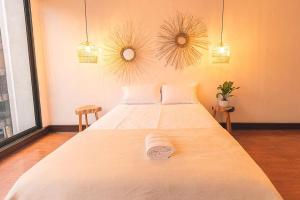 Habitacion con baño compartido en el Poblado -A6