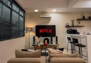 Modern Minimalist Home Retreat near Lake Garden - Kamunting