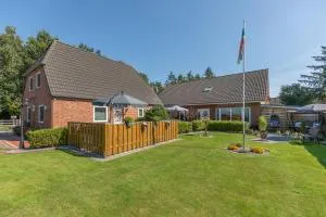 Jule Ahoi - Rantzauhöhe