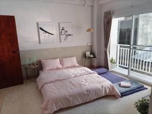 Red panda Hatyai Leegarden 200m can walk