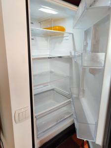 Parking Prywatny Słodka pomarańcza by Rentoom