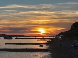 Charming holiday apartment near beach