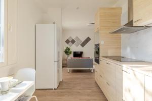 Uudistettu studio kahdelle omalla parkkipaikalla