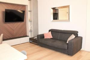 Washington Terrace 82