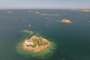 Appartements Appartement Plougasnou proche mer : photos des chambres