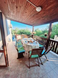 Villa Holly