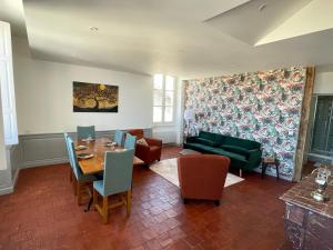 Villaret - Très spacieux en Coeur de Ville - 2ème étage