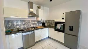 Appartement rénové 76m2 proche plage