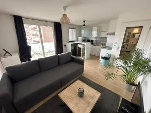 Appartement proche CHU avec balcon et parking - Englos