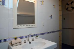 Maisons de vacances Villa facing sea and beach 7 pers 1 baby : photos des chambres