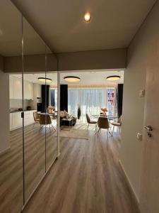 Skylum 17th Floor Apartment